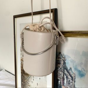 Zara Mini Bucket Back